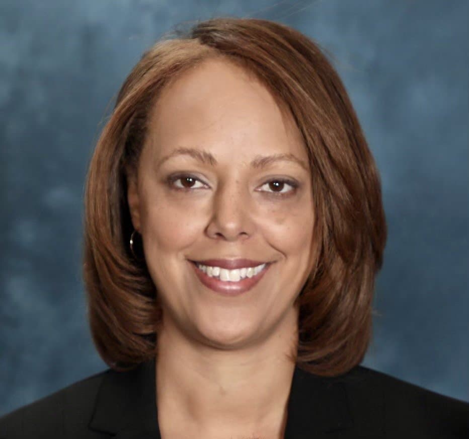 Elizabeth J. Antas